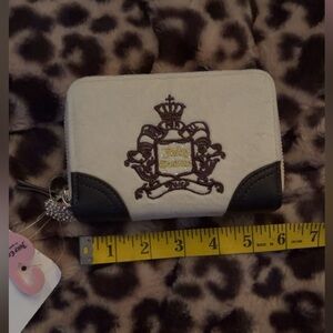 SOLD NWT juicy couture wallet